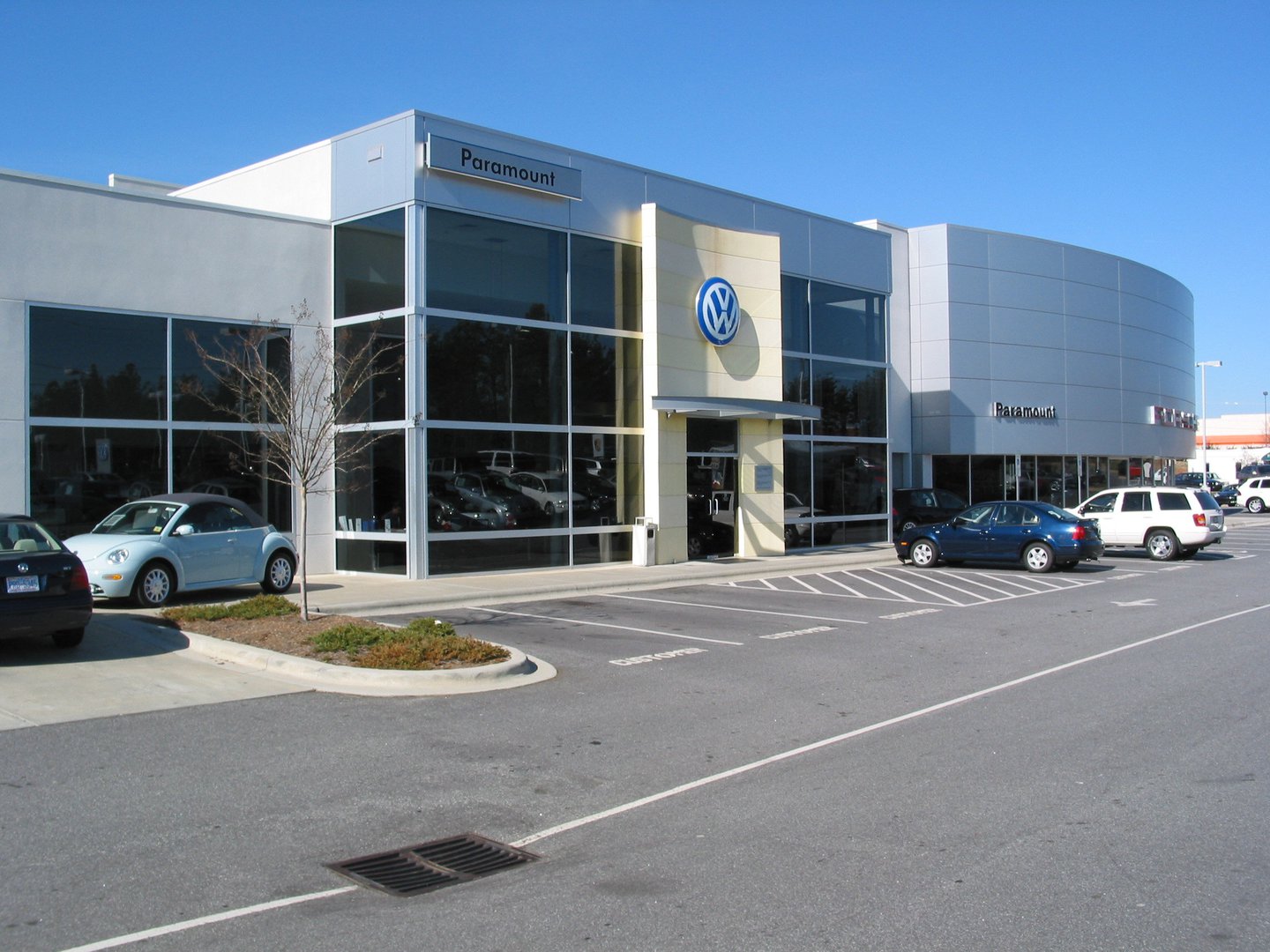 Paramount Motors Volkswagen